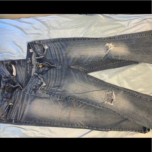 2 pairs American eagle jeans